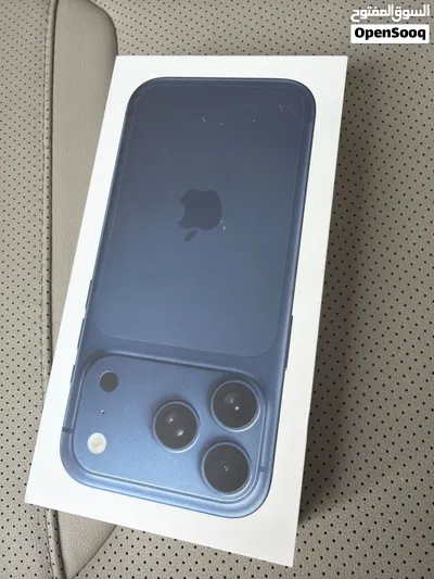 الماركة: iPhone الموديل: iPhone 17 Pro الحجم: 256GB اللون: أزرق داكن 3