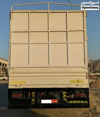 Used Mitsubishi Truck Chassis from 2012 for Sale 4