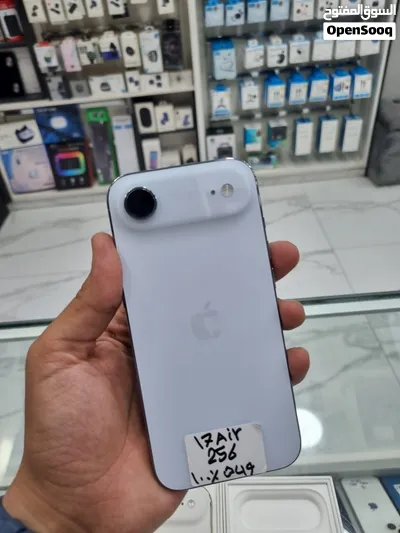 iphone 17 air 256 مستخدم بحالة الوكالة ايفون 17 اير 256 جيجا ازرق وذهبي 2