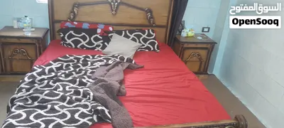 غرفة نوم خشب لاتيه 18 نظيفه ناقصها أدين أبواب 2