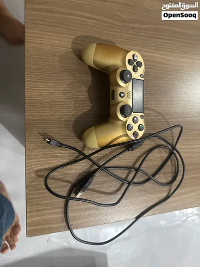 Ps 4 original controller best and good condition ps 4 4