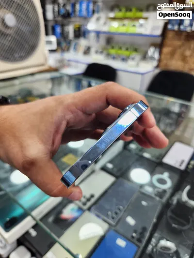 iPhone 13 pro max 256GB بحالة ممتازة بسعر مميز 3