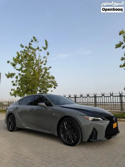 للبيع لكزس ls 350 فئة نادره جدا وبحادث بسيط جدا 4