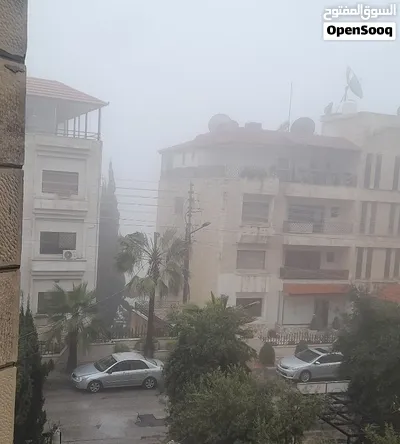 مطلوب شقة للايجار فارغة 3 نوم.. شميساني قرب المدارس 2