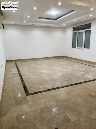 فيلا 3 طوابق للإيجار في بوشر 3-Storey Villa for Rent in Bawshar – OMR 700 3
