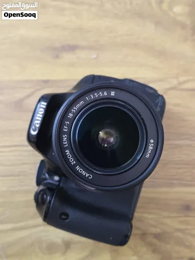 Canon 600d واكسسواراتها للبيع 3