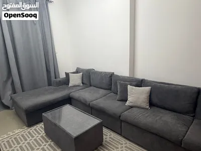 طقم كنب مع طاولة وسط بحجم 6 مقاعد موديل عصري / sofa set with coffee table 6 seats modern style 2