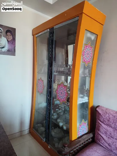 غرفه سفره كامله مكونه من نيش، بوفيه، سفره 4 كراسي و بانكيت شيك جدا وببلاش 2