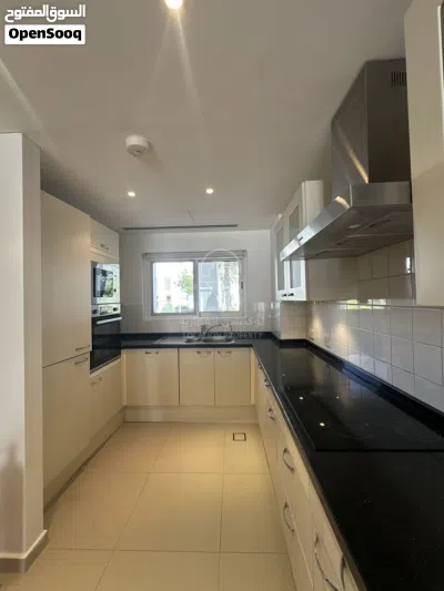 تاون هاوس فاخر للبيع في الموج Luxury Townhouse for Sale in Al Mouj – Muscat 4