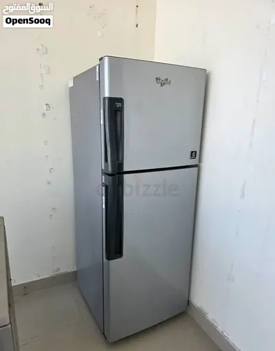 Whirlpool - A bit of wear and tear, but in good working condition 2