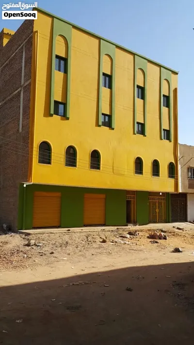 مبنى استثماري مميز جدا البيع بحلة كوكو 2