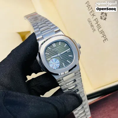 Patek Philippe Nautilus Men's Watch – Black Dial Stainless Steel Bracelet Date Display 3