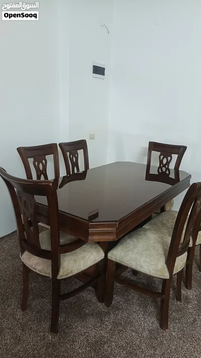 طاولة سفرة مستعمل 6 كراسي 3
