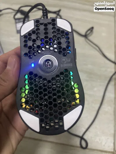 ماوس Glorius Model Oخفيف و سريع ودقيقة الحركة قابل لا التفاوض البسيط 2