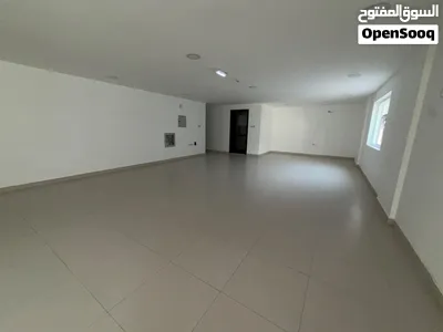 محل للايجار سنوى 3