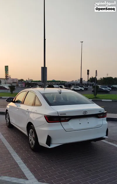 Toyota Yaris 2023 4