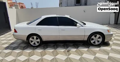 لكزس 300اي اس للبيع 4