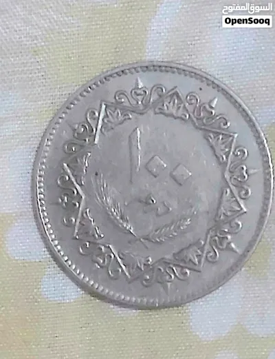 100 درهم ليبي 1979 من التحف والنوادر 2