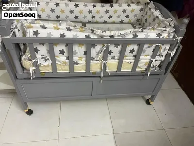 للبيع سرير مال اطفال استقدام بسيطه نظيف جدا جدا 2