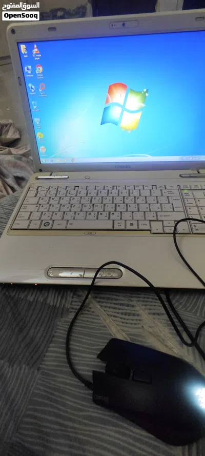 للبيع Toshiba laptop — 8gb ram core i5لابتوب 3