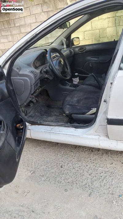 بيجو 206 فحص خالي قص قلبان مرخصه سنه كامله 4