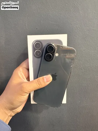 Used iPhone 17 256GB Black Original Box Excellent ConditionBattery health 94%. 6 month warranty. 3