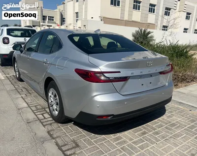تويوتا كاميري هايبرد 2025 خليجي - استخدام تاكسي تواصل 4 شهور فقط - حادث واحد - صبغ 3 قطع - فحص شامل 3
