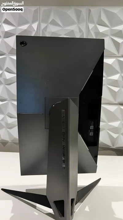 شاشة قيمنق 240Hz (فريم) 2