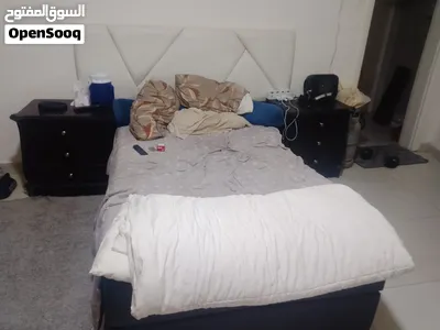 غرفة نوم مفرد ونص للبيع اقراء الإعلان 2
