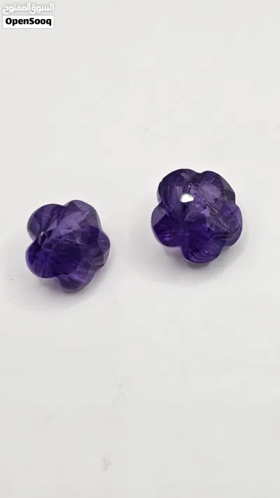 حجرين جمشت طبيعي منحوتين على شكل زهرة Amethyst stone 3