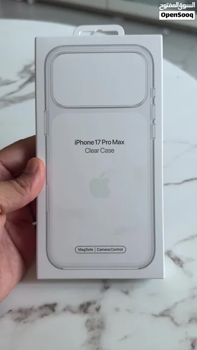 Original Apple iPhone 17 Pro Max clear case with MagSafe Charging 4