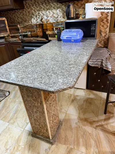 طاوله رخام مع اربع كراسي 2