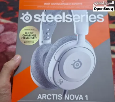 سماعة steelseries arctis nova 1 مستعمله كلش قليل وبيها كل القطع موجوده مع كارتون بيها مجال اذا شراي 2