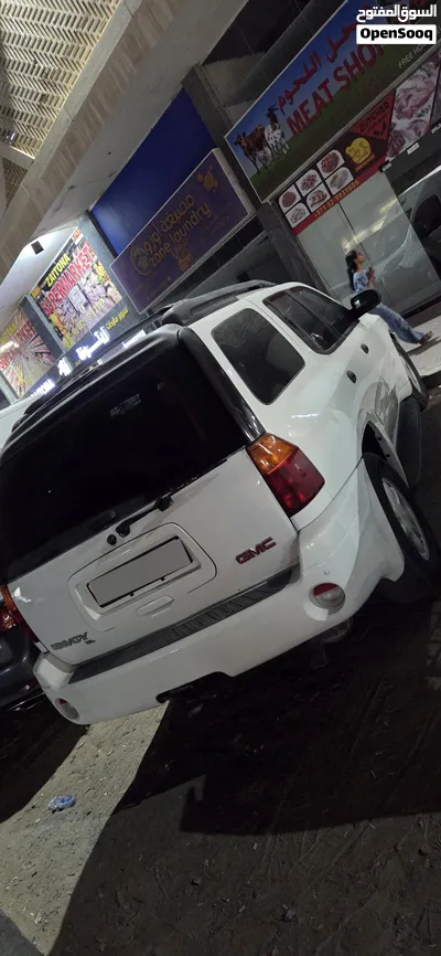GMC INVOY 2006 gcc V8 4×4 in very good condition. only 161000km . 3