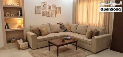 كورنر موديل امريكي مقعد وظهر فول طبي . سعر المتر 200الف. 2