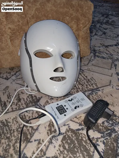 قناع ضوئي لمعالجة البشرة 4