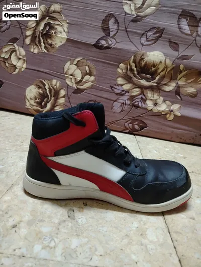 بوت PUMA Safety Frontcourt MID – مقاس 40 – تصميم رياضي 2