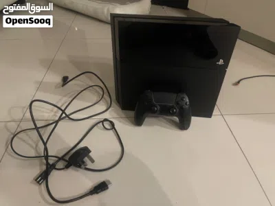 Play station 4 1TB 2