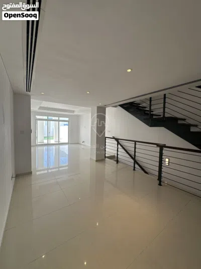 تاون هاوس فاخر للبيع في الموج Luxury Townhouse for Sale in Al Mouj – Muscat 2
