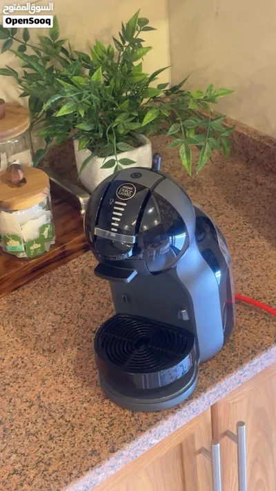 ماكينة قهوة Dolce gusto شبه جديدة 4