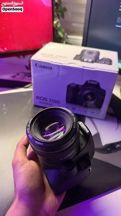 Canon 250D مع عدسة 50mm f1.4 4