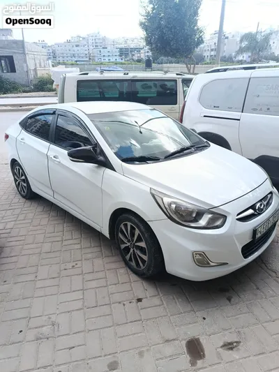 سيارة هونداي اكسنت 3