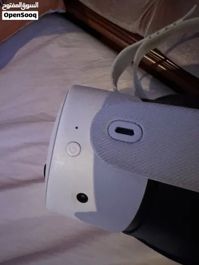 مستعمل استعمال بسيط اقل من 7 ايام مستعجل في بيعتها طالب 950 VR كويست s 3 3