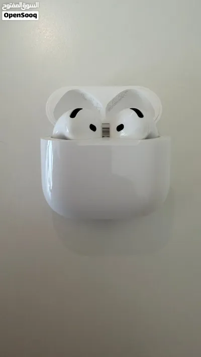 سماعة ابل AirPod4 3