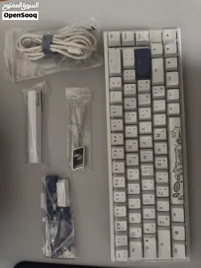 Ducky One 2 SF Cherry MX RGB للبيع قابل للتفاوض بالحدود المعقول في حالة ممتازة كامل الملحقات 2