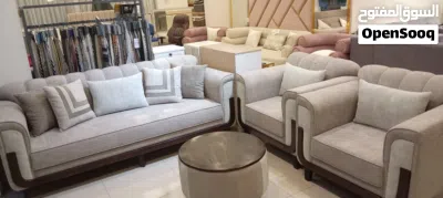 طقم كنب مكون من 5 مقاعد (3+1+1+طاولة) Sofa set 5 seater (3+1+1+table ) 3