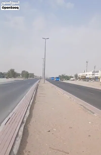 للبيع ارض صناعيه خاليه الصجعه تملك عرب (89،778) الف قدم موقع 4قطع شارعين 97 و24 موقع تجاري صناعي 2