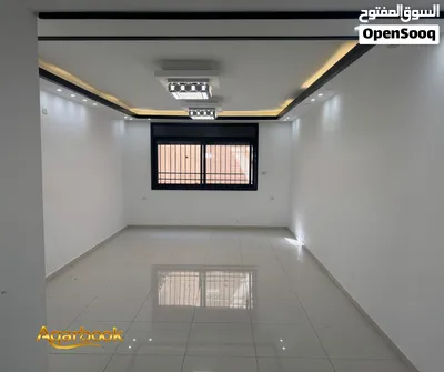 شقة مميزة للبيع بأجمل أحياء الطيرة خلف المدرسة الإنجيلية 2