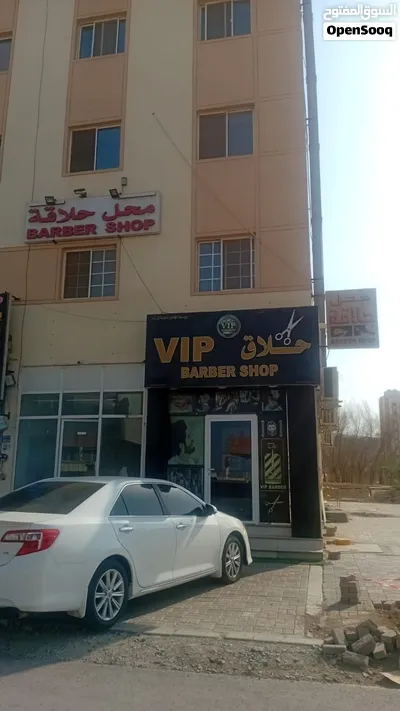 بناية سكنية تجارية مميزة للبيع في الخوض – موقع حيوي واستثماري ممتاز 3