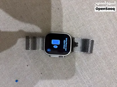 Apple Watch Ultra 3 natural titanium with Milanese loop 4
